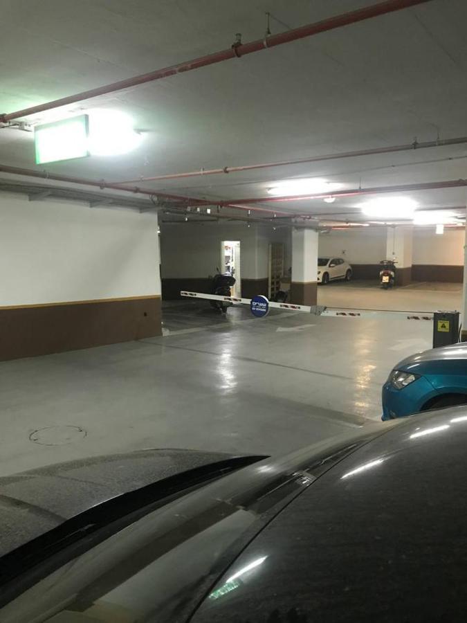 Exclusive Two-Bedroom Apartment With Parking Jerusalem Eksteriør billede